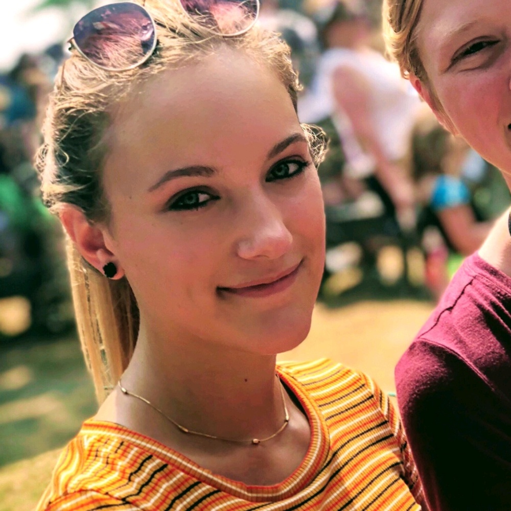 Meet your Posher, Ashlyn